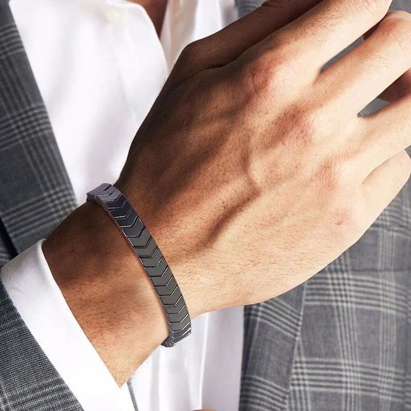 Men Adjustable Crystal Bracelet Black Golden